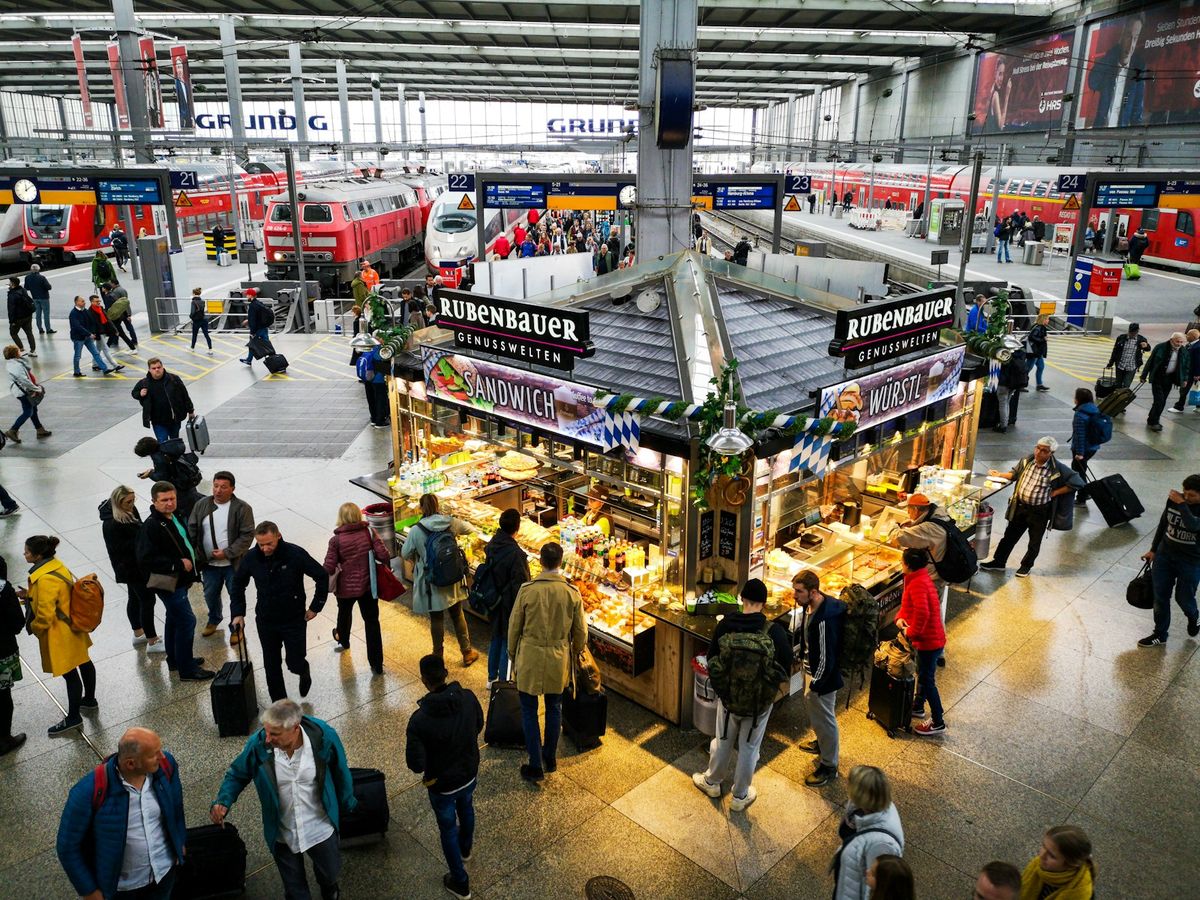 Travellers at Munich's main train station