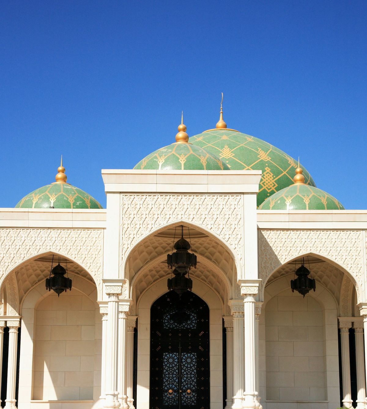Sultan Qaboos Grand Mosque in Muscat, Oman