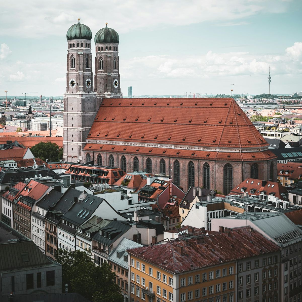 Munich Frauenkirche cathedral and city view