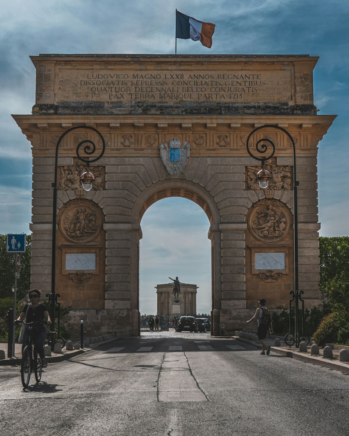 Porte du Peyrou stone arch monument Montpellier